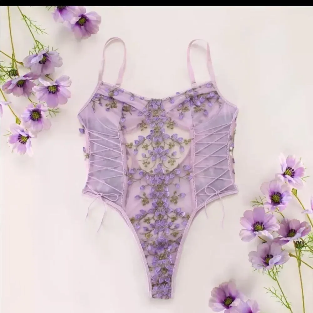 new,embroidered slim tulle bodysuit